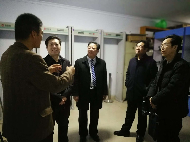 退役軍人事務局魏局長指導工作